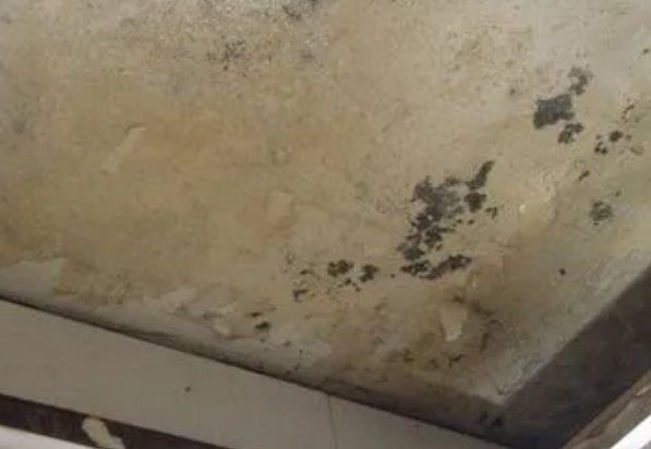 韶关市阳台漏水维修公司分享下韶关市卫生间渗水维修需要注意哪些问题。